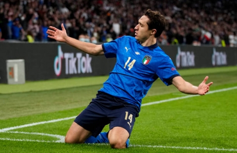 Video Italia 1-0 Tây Ban Nha: Đồng đội Ronaldo cứa lòng vẽ siêu phẩm đỉnh cao