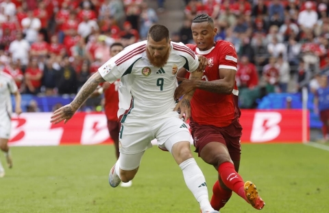 Cầu thủ bụng bia lại gây sốt ở trận gặp Đức tại Euro 2024