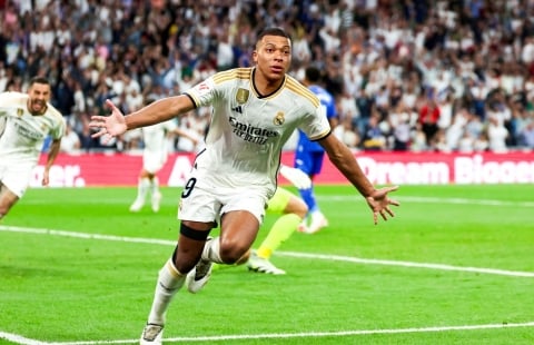 Cầu thủ Real Madrid hoan nghênh Mbappe, so sánh với chân sút số 1 Barca