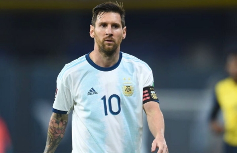 Messi nguy cơ không được thi đấu trận tới với Argentina