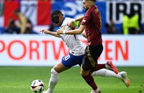 Trực tiếp Pháp 0-0 Bỉ: Hiệp 2 khởi sắc