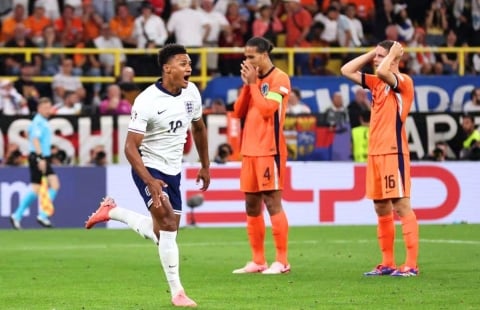 Người hùng Watkins đưa tuyển Anh vào chung kết Euro 2024