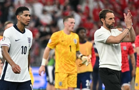 ĐT Anh bị dàn huyền thoại Premier League chửi không thương tiếc khi hòa Đan Mạch