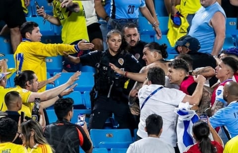 Darwin Nunez đối mặt với án phạt nặng nề sau vụ ẩu đả tại Copa America