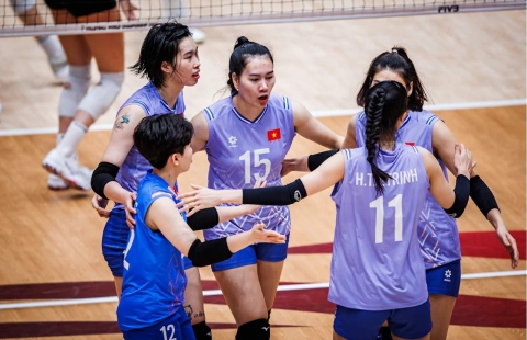 Bóng chuyền nữ Việt Nam mất trụ cột vào phút chót