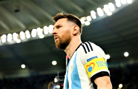 Messi bị chỉ thẳng sự thật phũ phàng, Argentina bấn loạn trong lo sợ