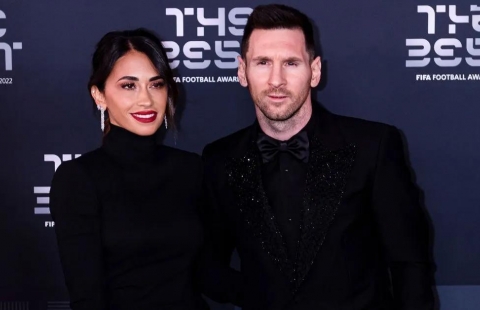 Messi lập hat-trick, vợ đẹp ngay lập tức phản ứng trên mạng