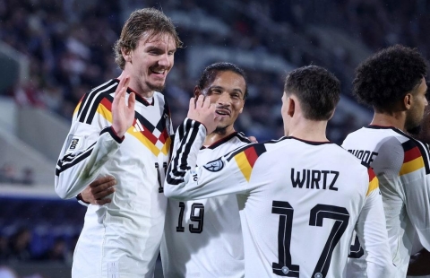 ĐT Đức đặt 1 chân vào VCK World Cup