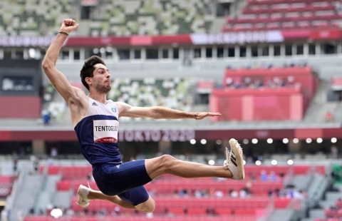 'Nam thần' nhảy xa Hi Lạp giành HCV Olympic với kịch bản khó tin