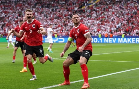 Ba Lan thất vọng, thua bạc nhược trước Áo