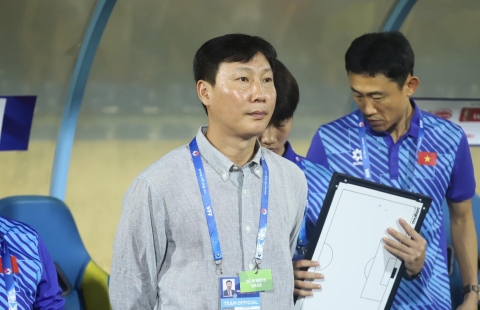 HLV Kim Sang Sik nhận xét thẳng về ĐT Việt Nam trước AFF Cup