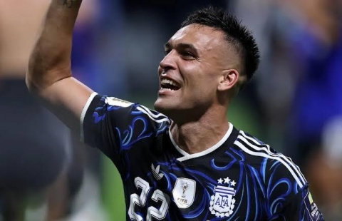 Video bàn thắng: Lautaro Martinez ấn định chiến thắng 2-1 cho Argentina trước ĐT Anh