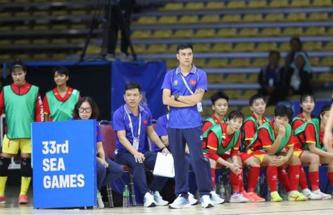 HLV tuyển Việt Nam nói gì khi vào chung kết SEA Games 33?