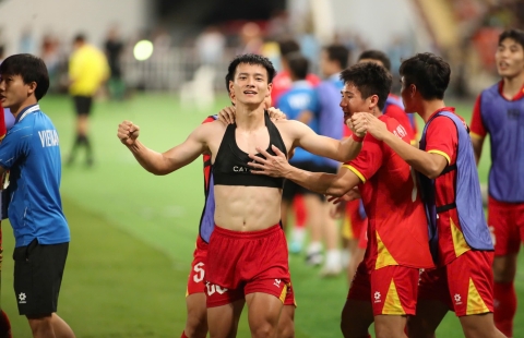 U22 Việt Nam nhận cơn mưa tiền thưởng sau tấm HCV SEA Games