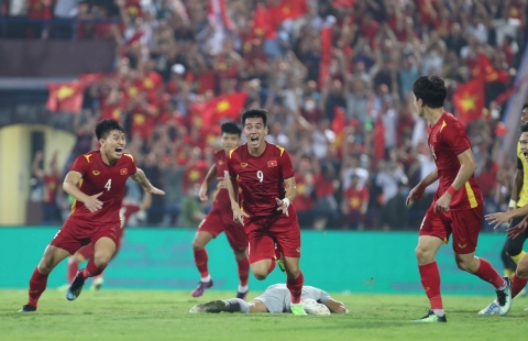 Đưa U23 Việt Nam vào chung kết, Tiến Linh phá kỷ lục ghi bàn của sao HAGL