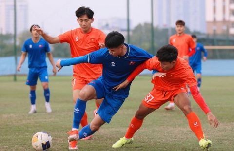HLV Brazil cùng U17 Việt Nam chạy đà kém vui, còn 3 trận đấu tập chất lượng