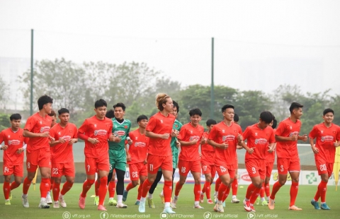HLV Kim Sang Sik chính thức loại 8 cầu thủ U23 Việt Nam