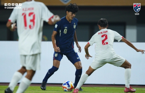 Hòa Myanmar, U23 Thái Lan vào bán kết với ngôi nhất bảng