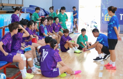 ĐT nữ futsal Việt Nam hội quân chuẩn bị cho SEA Games 33