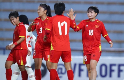 Trực tiếp nữ Việt Nam vs Malaysia, 18h30 hôm nay 5/12