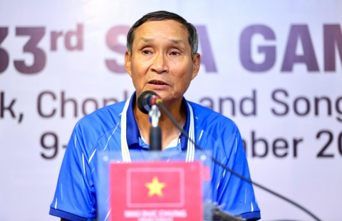 Thua Philippines, HLV tuyển Việt Nam khẳng định bị trọng tài xử ép