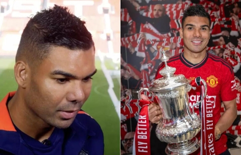 Casemiro tiết lộ lý do tặng huy chương FA Cup cho đồng đội