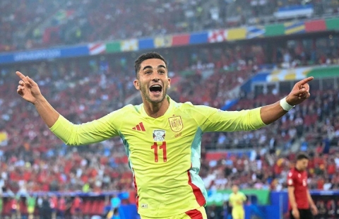 Sao Barca thăng hoa, sánh ngang hai huyền thoại Tây Ban Nha