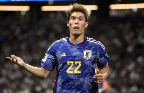 Hậu vệ Nhật Bản bất ngờ sáng cửa dự World Cup dù thất nghiệp