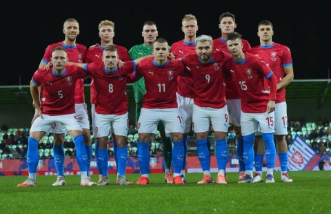 Vừa đoạt suất play-off World Cup, đội tuyển châu Âu lập tức ra án phạt