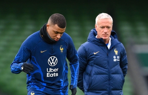 Không phải Mbappe, HLV Deschamps thán phục người hùng mới của ĐT Pháp
