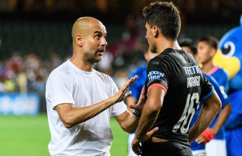 Thua cay cú, đệ ruột của Pep Guardiola gọi đối thủ là rác rưởi