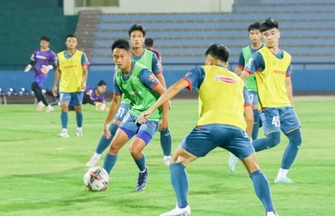 Ngôi sao Việt kiều luyện buổi đầu nằm trong U23 Việt Nam