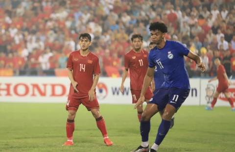 U23 Việt Nam cưa điểm kịch tính với Singapore tại giải châu Á