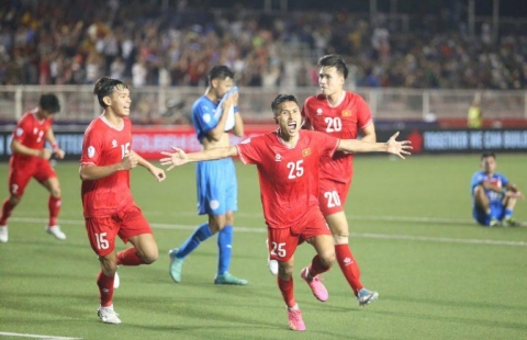 ĐT Việt Nam chào đón 'người hùng' trở lại ở bán kết AFF Cup