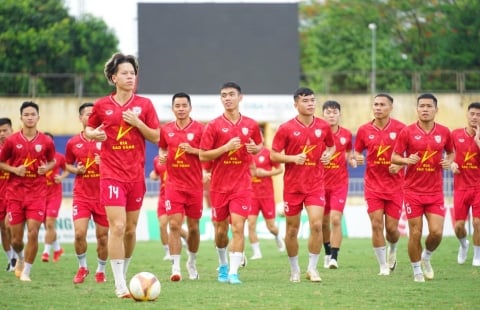 Nhìn lại cuộc đua play-off V-League: Nghiệt ngã Hà Tĩnh!