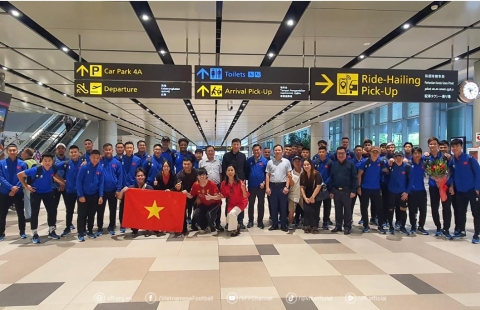 Tin tức AFF Cup 2024 mới nhất tối 23/12: ĐT Việt Nam cập bến Singapore, Xuân Son nói điều cực bất ngờ