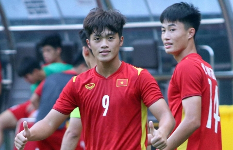 Không đá chung kết, tiền đạo U23 Việt Nam vẫn đi vào lịch sử
