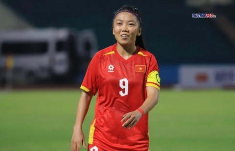 Huỳnh Như viết tâm thư xúc động, tri ân HLV Mai Đức Chung