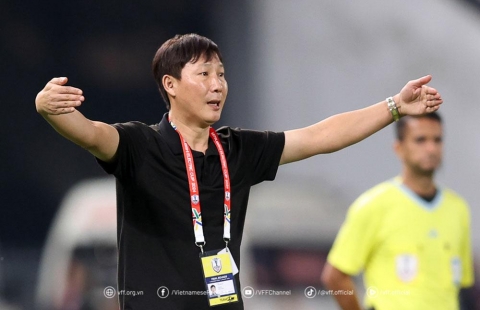 HLV Kim Sang Sik khiến cả Đông Nam Á ngả mũ vì thống kê khó tin