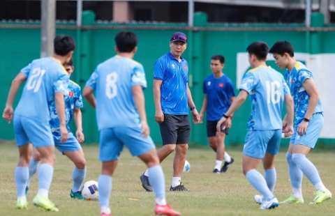 U22 Việt Nam quyết đấu Malaysia, HLV Kim Sang Sik bất ngờ nhắc trận thua đau 0-4