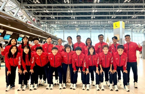 ĐT futsal nữ Việt Nam về nước sau tấm HCV SEA Games lịch sử
