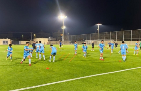 Video: Thanh Nhàn vẫn chưa bình phục, U23 tập buổi đầu tiên tại Ả Rập Xê Út