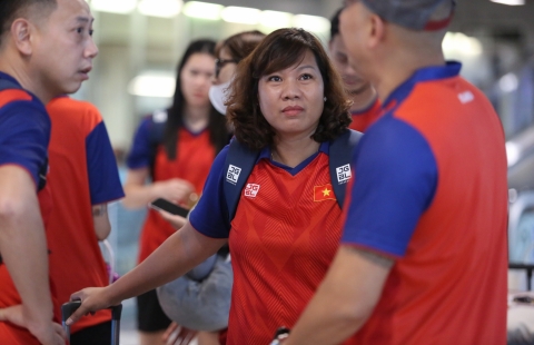 Tuyển nữ Việt Nam 'nhận tin sét đánh' khi vừa đặt chân đến Trung Quốc