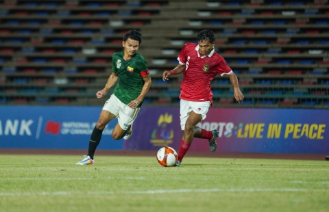 Indonesia thắng đậm 5-1, vẫn lỡ hứa hẹn Thái Lan ở công cộng kết