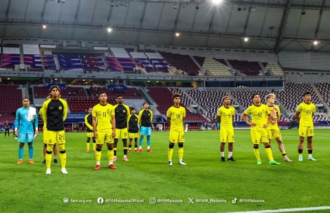Sắp đấu U23 Việt Nam, U23 Malaysia bị CĐV nhà chê bai thậm tệ