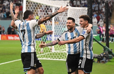Video bàn thắng Argentina 2-1 Úc: Khoảnh khắc thiên tài của Messi