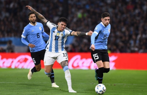 Trực tiếp Uruguay 0-0 Argentina: Khởi đầu hứa hẹn