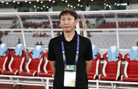 Báo Hàn Quốc ca ngợi HLV Kim Sang Sik sau chiến tích cùng U23 Việt Nam