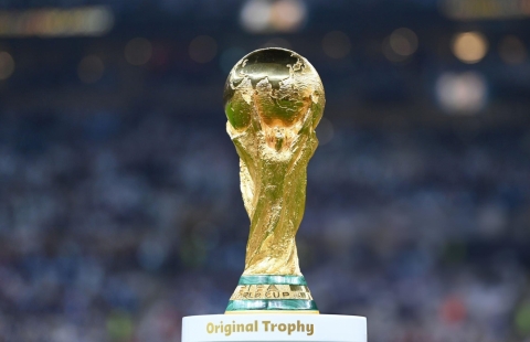 UEFA họp khẩn, cấm 1 đội tuyển châu Âu dự World Cup