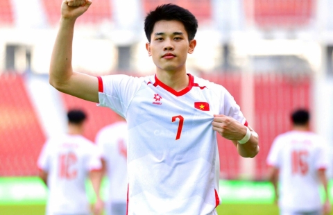 Đình Bắc: 'Toàn đội sẽ thể hiện bộ mặt khác trước Malaysia'